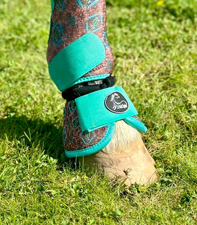 Tooled Cactus Print Bell Boots -2 Pack