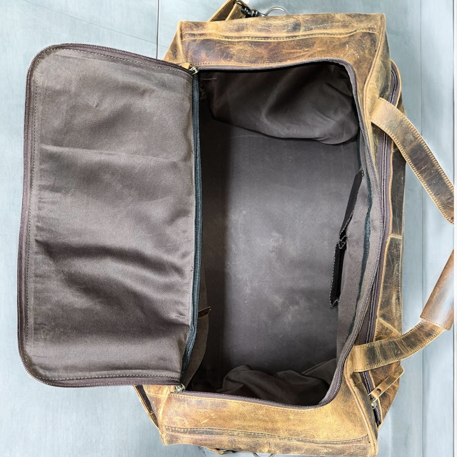 Rustic leather duffle bag