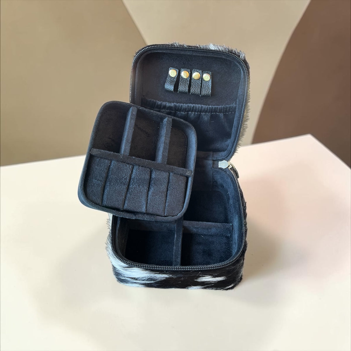 ALL COWHIDE JEWELRY BOX