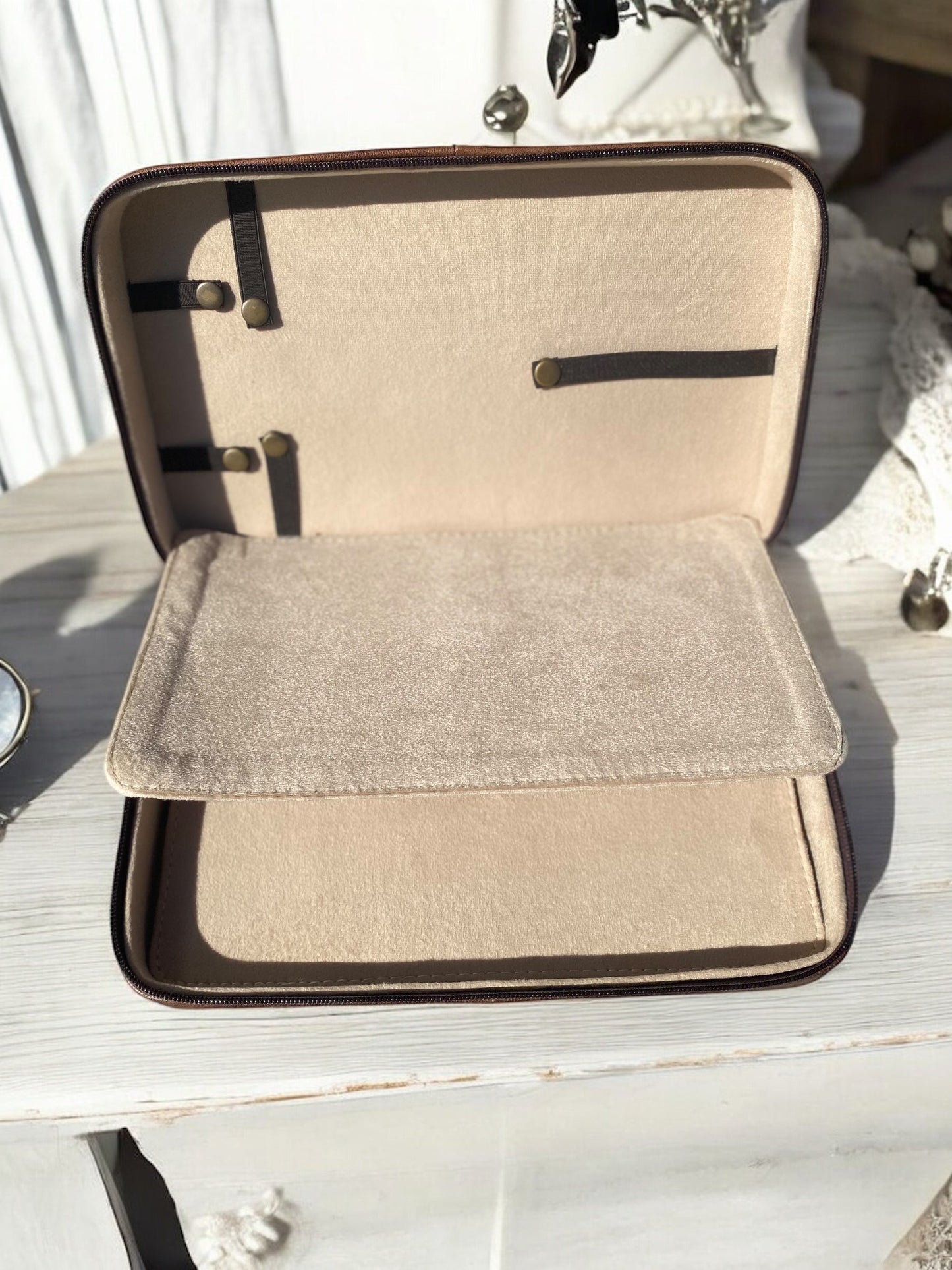 Olive Leather Jewelry Case