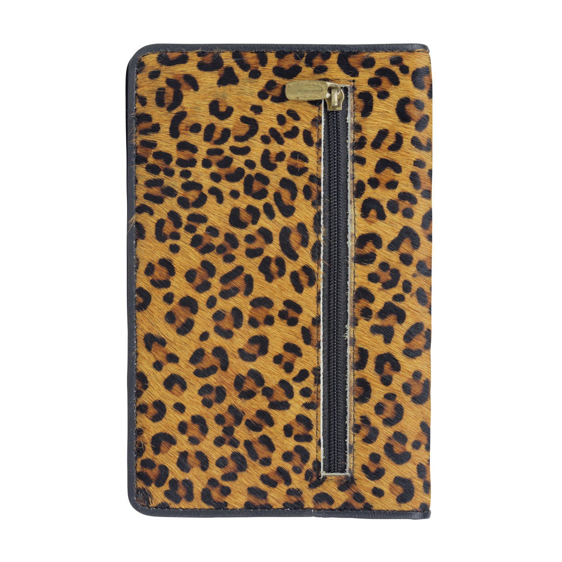 Arty drops Travel Holder
