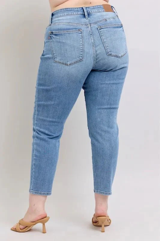 Judy Blue Full Size Mid Rise Vintage Wash Slim Jeans Plus Size