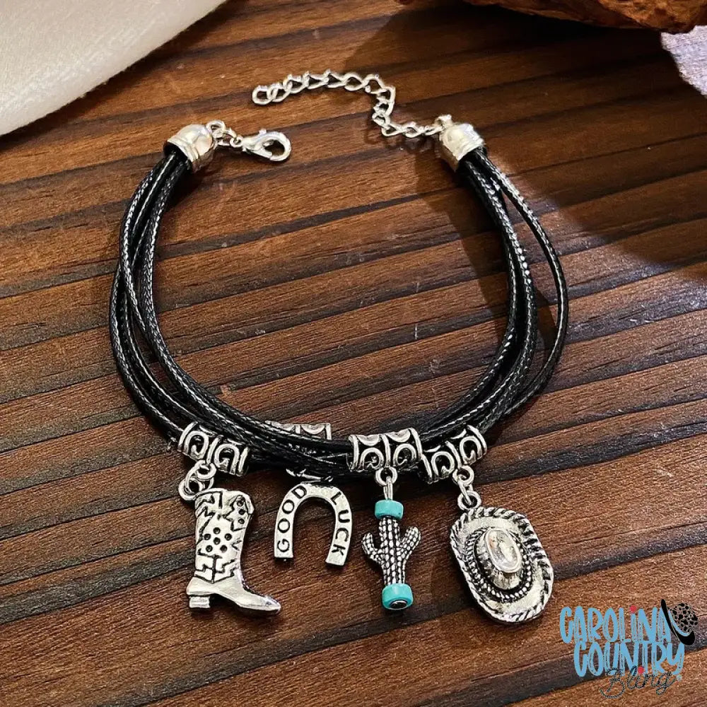Little Bit of Country – Black