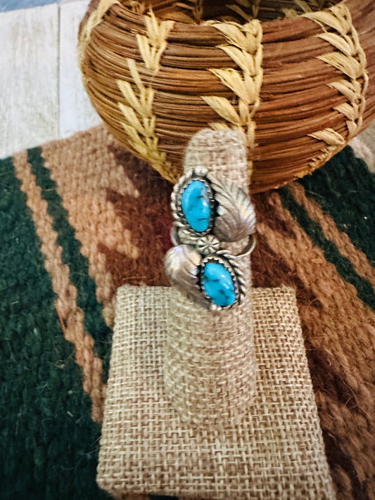 Old Pawn Handcrafted Turquoise & Sterling Silver Ring Size 6.75