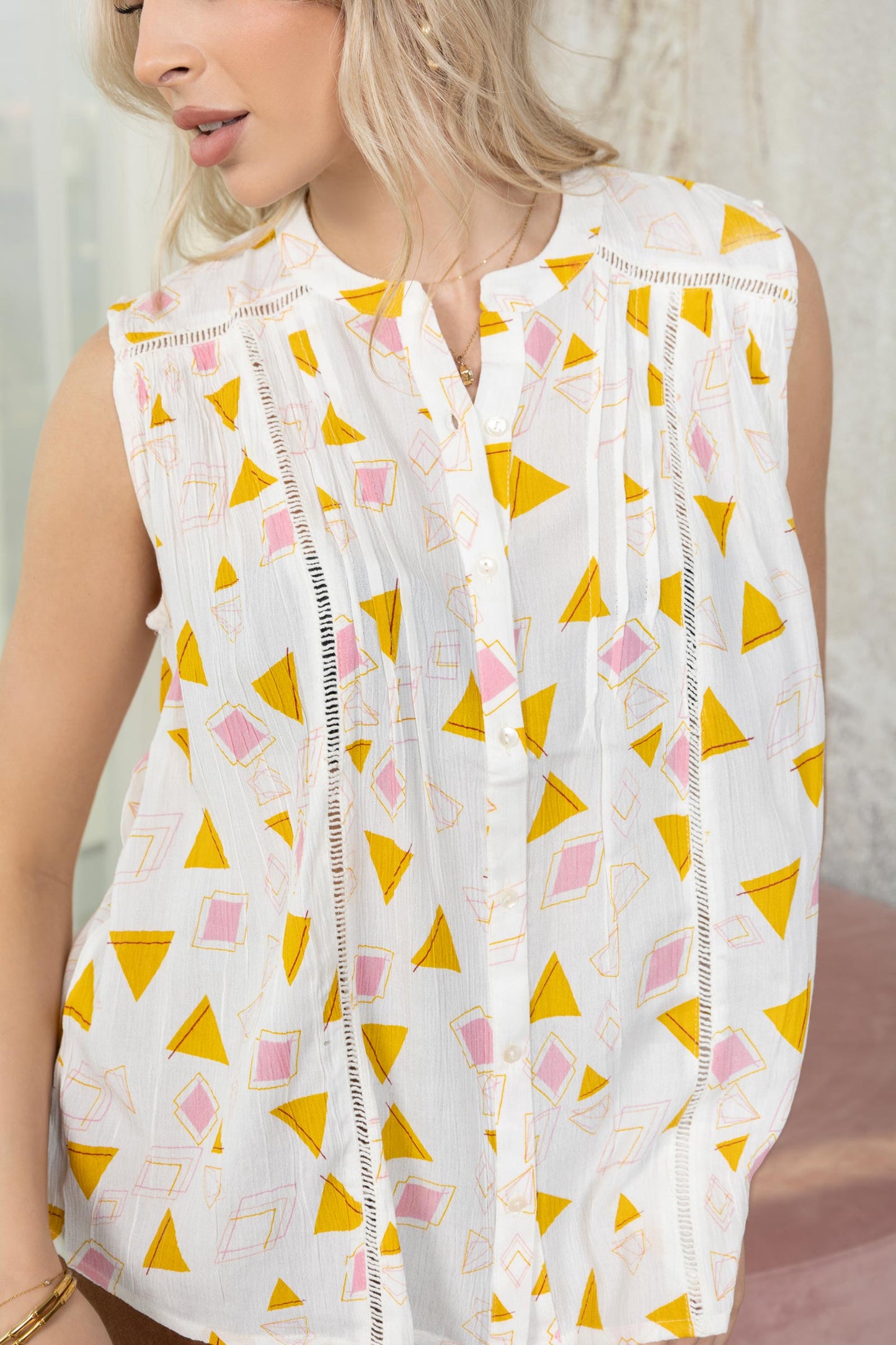 Angelina Sleeveless Top In Off White