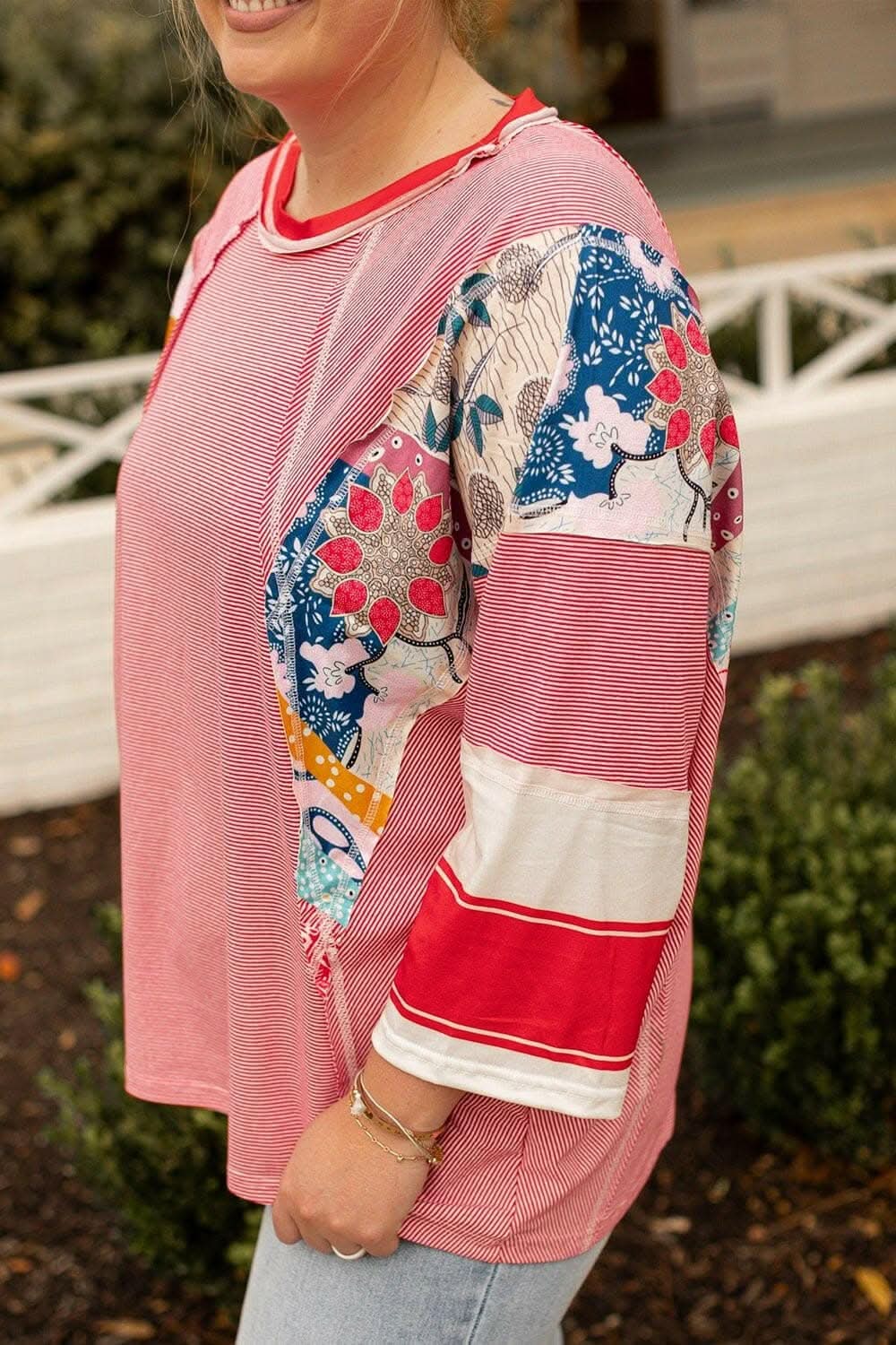 Chic plus size striped sweatshirt