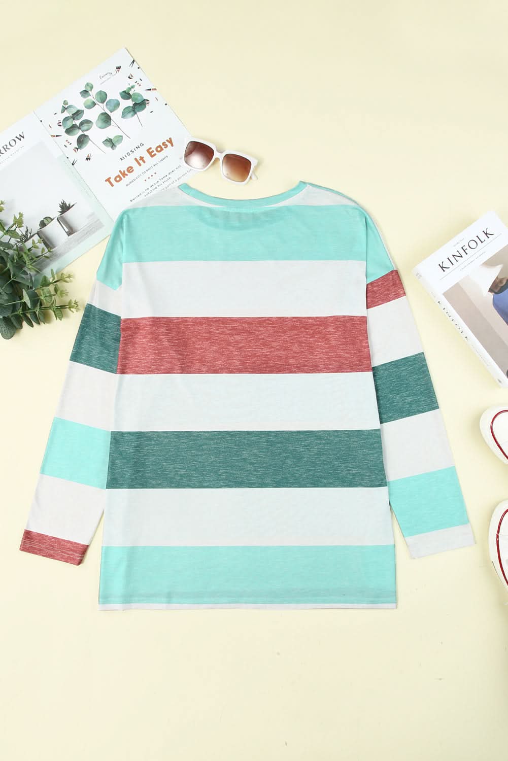 Plus Size Colorblock Pullover