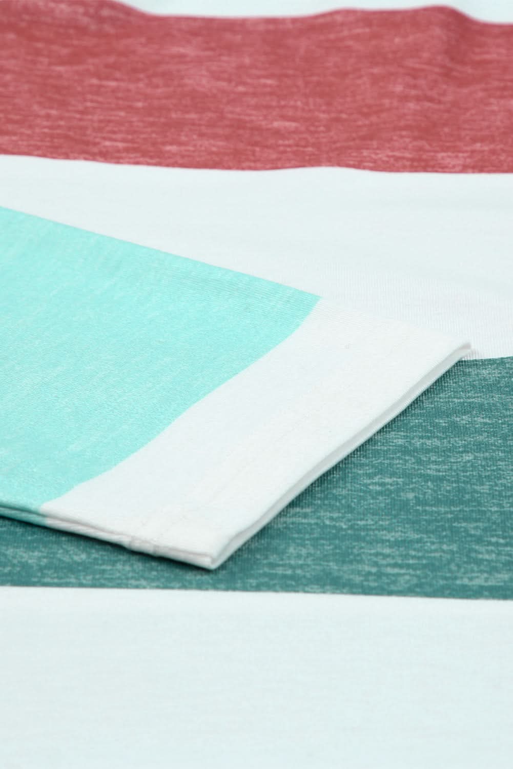 Plus Size Colorblock Pullover