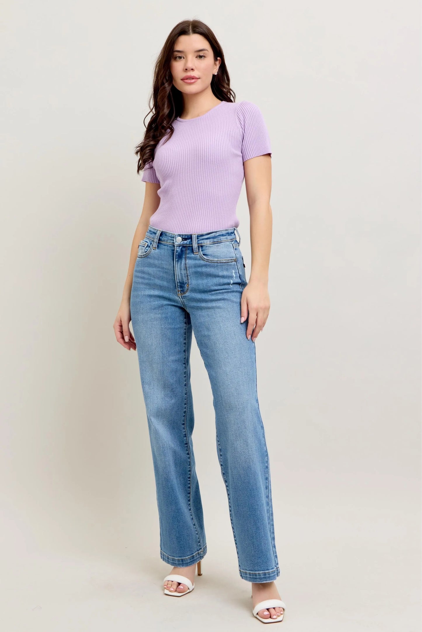 Judy Blue Plus Size High Waist Straight Leg Jeans in Medium Blue Wash