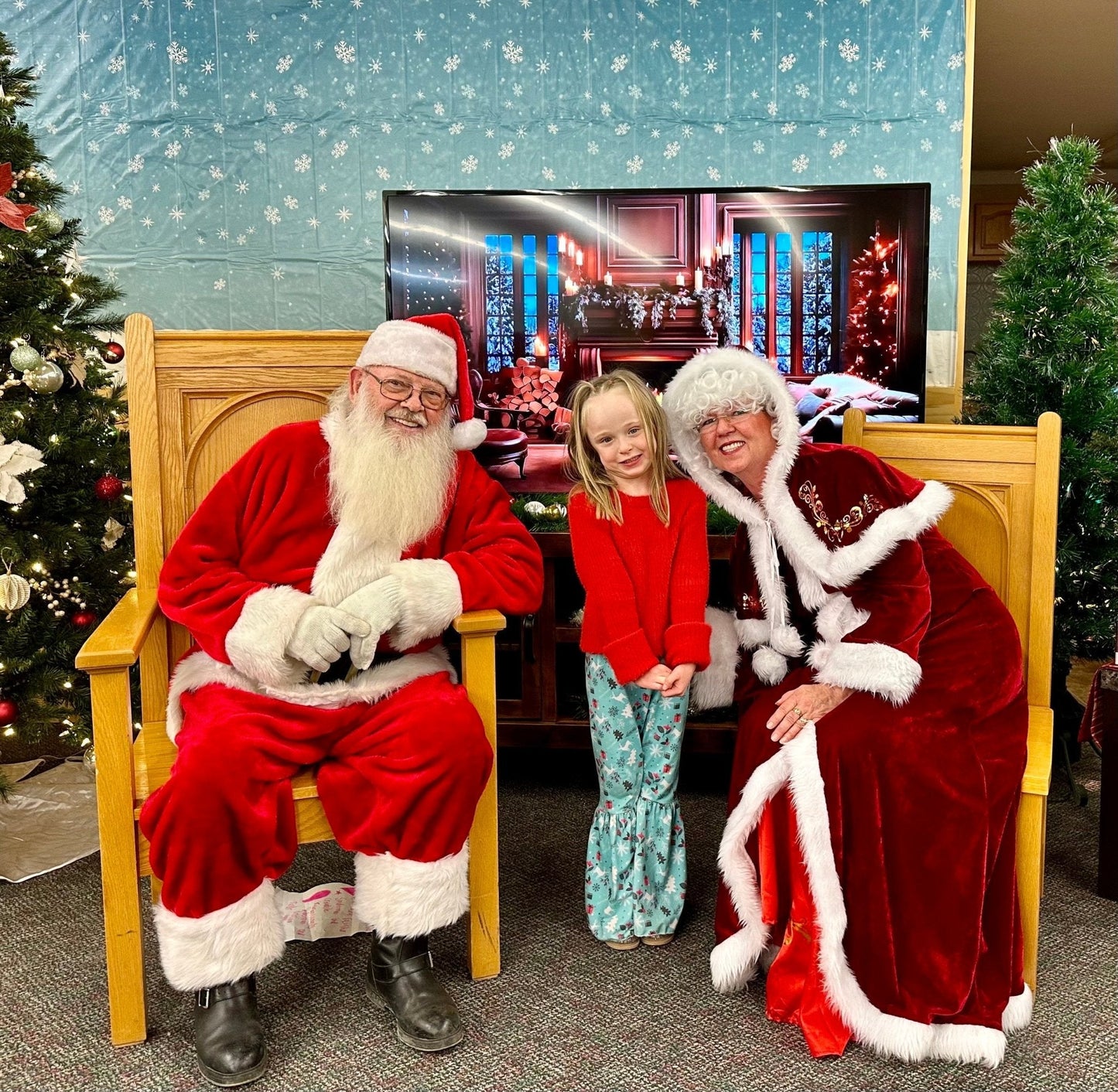 Christmas Boutique Bell Bottom Outfit / BOHO Reindeer Flare Pants,  Christmas Red Bow Top