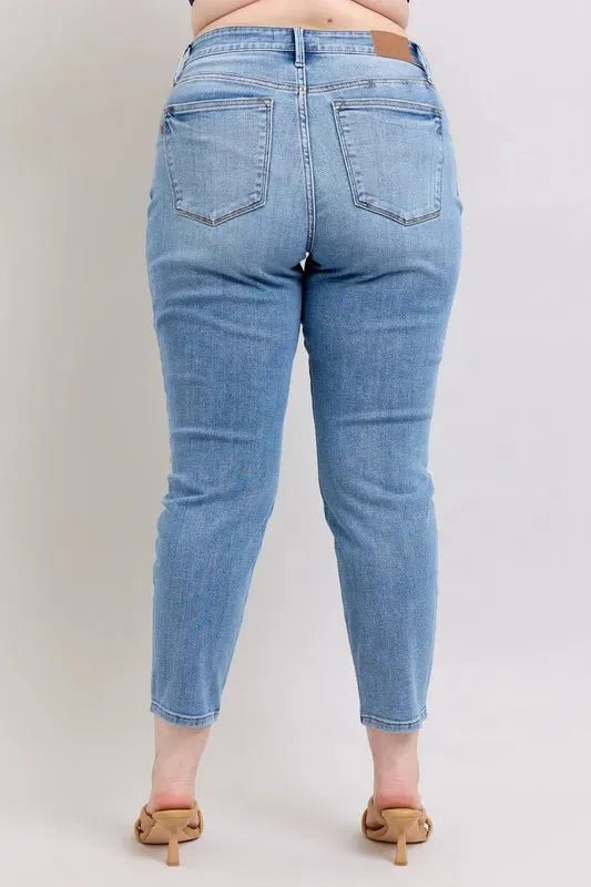 Judy Blue Full Size Mid Rise Vintage Wash Slim Jeans Plus Size